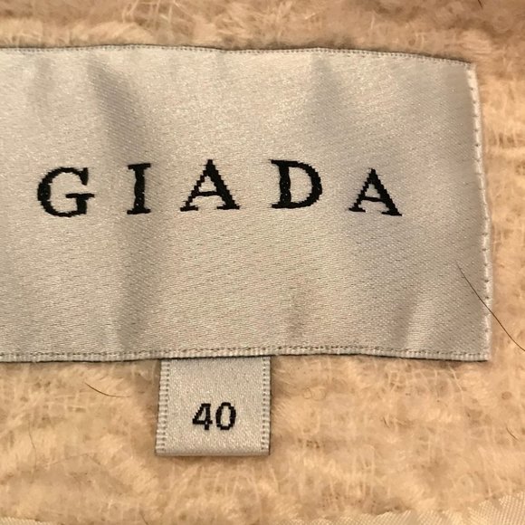 Elegant Cream Women's Jacket - Picture 6 of 6